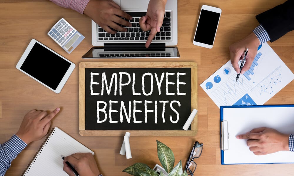 How Small Businesses Can Offer Big Benefits Packages – 4 Ways